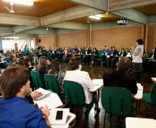 O Departamento de Educação Básica, da Secretaria de Estado da Educação, reúne em Curitiba nesta quinta e sexta-feira (27 e 28) cerca de 70 profissionais da educação, entre diretores de unidades de educação integral em tempo integral e chefes de Núcleos Regionais de Educação, para debater questões pedagógicas e de infraestrutura das unidades que ofertam o regime.