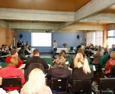 O Departamento de Educação Básica, da Secretaria de Estado da Educação, reúne em Curitiba nesta quinta e sexta-feira (27 e 28) cerca de 70 profissionais da educação, entre diretores de unidades de educação integral em tempo integral e chefes de Núcleos Regionais de Educação, para debater questões pedagógicas e de infraestrutura das unidades que ofertam o regime.