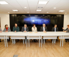 A Secretaria de Estado da Educação renovou nessa quarta-feira (16), em Curitiba, o convênio com o Sebrae - Serviço Brasileiro de Apoio às Micro e Pequenas Empresas para a oferta de cursos de educação empreendedora nas escolas estaduais
