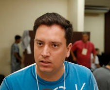 O professor do curso de Edificações do Colégio Estadual Doutor Marins Alves de Camargo, de Paranavaí, Noroeste do Paraná, Pedro Henrique, disse que a formação contribui para aperfeiçoar a prática em sala de aula e atualizar novos conhecimentos. “Esse curso vai contribuir para a elaboração de aulas com conteúdos mais específicos que refletir na formação dos estudantes que vão receber conteúdos direcionados a prática profissional”, disse.