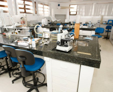 As inscrições para os Cursos de Educação Profissional da rede estadual de ensino do Paraná estão abertas até o dia 8 de novembro. Interessados devem procurar diretamente um colégio estadual em que o curso de interesse é ofertado. A inscrição para os Centros Estaduais de Educação Profissional (CEEP) e para Colégios Agrícolas e Florestal pode ser realizada pela internet, na página da instituição de ensino.