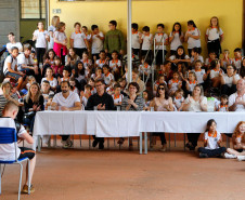 “Observei uma integração muito forte entre os pais, mães, responsáveis e diretora com todo o corpo docente e estudantes