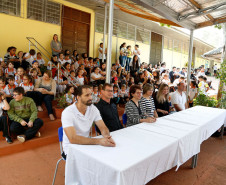 “Observei uma integração muito forte entre os pais, mães, responsáveis e diretora com todo o corpo docente e estudantes