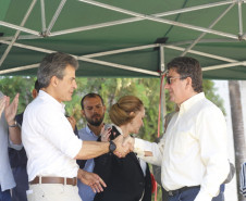O governador Beto Richa entregou nesta quarta-feira (25) as obras de reconstrução do Colégio Estadual Professor Sílvio Tavares, o maior e mais antigo de Cambará, no Norte Pioneiro