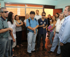 Trabalho aproxima governo da comunidade escolar para garantir melhorias na Educação. Foto da visita à Escola Especial Osni Saldanha Macedo.