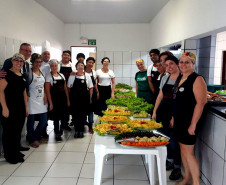 O Colégio Estadual Enira Moraes Ribeiro, em Paranavaí (Região Noroeste), está com inscrições abertas para o Curso Técnico em Cozinha na forma subsequente, para quem já concluiu o ensino médio ou equivalente