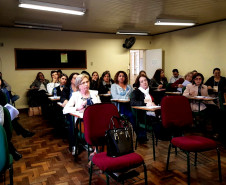 O Departamento de Educação Básica (DEB) da SEED, por meio da Coordenação de Currículo, realiza nesta quarta e quinta-feira (08 e 09), no Colégio Estadual Barão do Rio Branco, em Curitiba, o evento “Atualização Pedagógica para os Técnicos de Língua Portuguesa e de Matemática dos NREs”. O objetivo é orientar os participantes sobre o trabalho a ser desenvolvido na finalização do ano de 2017 e início do ano de 2018.