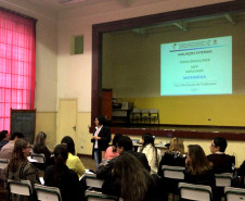 O Departamento de Educação Básica (DEB) da SEED, por meio da Coordenação de Currículo, realiza nesta quarta e quinta-feira (08 e 09), no Colégio Estadual Barão do Rio Branco, em Curitiba, o evento “Atualização Pedagógica para os Técnicos de Língua Portuguesa e de Matemática dos NREs”. O objetivo é orientar os participantes sobre o trabalho a ser desenvolvido na finalização do ano de 2017 e início do ano de 2018.