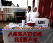 O Centro Estadual de Educação Profissional (CEEP) Professor Miguel Carlos Parolo, no município de Pitanga, região central do Estado, reuniu mais de cinco mil pessoas na primeira edição da Feira do Comércio realizada pela instituição de ensino nesta quinta-feira (9)