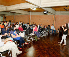 A Secretaria de Estado da Educação (SEED) realiza nesta segunda e terça-feira (13 e 14), na Diretoria de Políticas e Tecnologias Educacionais (DPTE), no bairro Boqueirão, duas formações voltadas a profissionais que atuam nos anos iniciais e no ensino religioso da rede pública estadual