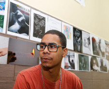 “Com essa temática nós podemos conscientizar muitas pessoas, não só os estudantes, ou quem passa pela escola, mas a comunidade como um todo, porque sabemos que ainda existem casos de discriminação contra o povo negro inserido no nosso cotidiano”, disse o estudante Wesley Matheus Bernardes da Silva, 19 anos, do 4° ano do curso de meio ambiente.