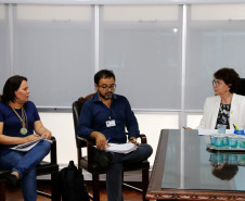 O Governo do Paraná vai contratar, por meio de concurso, mais funcionários administrativos (agentes II) para as escolas estaduais