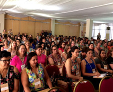 Foi aberta nesta terça-feira (05) e segue até quinta (07), em Foz do Iguaçu, a última reunião deste ano com os 32 chefes de Núcleos Regionais da Educação (NREs). 
