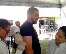 Estudantes do curso técnico em Enfermagem do Colégio Estadual Campo Sales, em Campina Grande do Sul (Região Metropolitana de Curitiba), participam da segunda edição da Semana de Saúde do Trabalhador do Sistema Penitenciário no Complexo Penitenciário de Piraquara, também na região metropolitana.