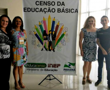 Termina nesta sexta-feira (8), em Foz do Iguaçu (Oeste), o evento estadual do Censo Escolar, pela SEED e MEC/Inep. Participam as equipes do SERE (o Sistema Estadual de Registro Escolar) e censo escolar dos 32 Núcleos Regionais de Educação (NREs). 