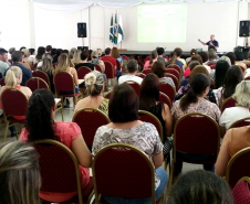 Termina nesta sexta-feira (8), em Foz do Iguaçu (Oeste), o evento estadual do Censo Escolar, pela SEED e MEC/Inep. Participam as equipes do SERE (o Sistema Estadual de Registro Escolar) e censo escolar dos 32 Núcleos Regionais de Educação (NREs). 