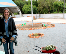 Os alunos do 3° ano do ensino médio do Colégio Estadual Padre Arnaldo Jansen, em São José dos Pinhais (Região Metropolitana de Curitiba) inauguraram este mês a Praça Professora Neusa M