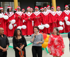 “Não existe maneira mais específica de celebrar o Natal do que pela simplicidade e é com grande alegria que nós da Secretaria da Educação celebramos junto com os alunos essa data tão importante”, disse a secretaria da Educação, professora Ana Seres.