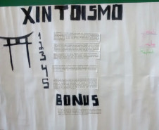 Trabalhos de estudantes do Colégio Estadual Bento Munhoz da Rocha Neto.
