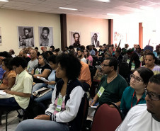 O Governo do Paraná lançou o Plano Estadual de Promoção da Igualdade Racial para o biênio 2017/2019, que visa criar e implementar novas políticas públicas que protejam e assegurem os direitos dos segmentos étnicos-raciais historicamente discriminados. O lançamento aconteceu durante a IV Conferência Estadual de Promoção da Igualdade Racial (IV Coepir), realizada em Curitiba, de sexta-feira a domingo (2 a 4).