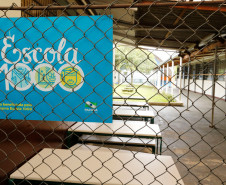 O ano de 2018 promete ser especial para as escolas estaduais do Paraná. O Governo do Estado investiu R$ 218 milhões em obras de infraestrutura em toda e rede de ensino. “São programas como o Escola 1.000, Renova Escola, Mãos Amigas e Reparo Rápido.