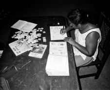 Secretaria de Estado da Educação investe em mais ações para alfabetização de jovens e adultos.