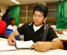 Israel Antônio Lopes, de 22 anos, também veio ao Brasil com a missão religiosa em 2016. Natural de Masaya, na Nicarágua, ele contou que o curso vai ajudar a superar algumas barreiras do idioma. “Sinto que o curso vai me ajudar muito na pronúncia das palavras e na escrita, que são minhas principais dificuldades. Não quero falar só por falar, mas falar direito, por isso quero aprofundar meus conhecimentos no idioma”, disse Lopes.