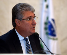 Na educação, os investimentos somaram R$ 10,87 bilhões e, em 2016, foram R$ 10 bilhões. O salto de um ano para o outro foi de 8,6%, ou de R$ 861 milhões. O governo aplicou 36,26% da receita líquida de impostos na área.