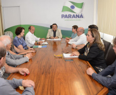 A nova proposta foi redigida pelo Centro Estadual de Vigilância Sanitária, em parceria com a Secretaria de Estado da Educação, Instituto Paranaense de Desenvolvimento Educacional (Fundepar), Secretaria Municipal de Saúde de Curitiba, Conselho Estadual de Educação e o Sindicato dos Estabelecimentos Particulares do Ensino do Paraná.