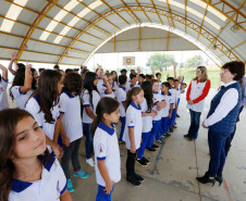  Inaugurado em 2010, o Colégio do Campo Nossa Senhora Conceição tem 234 alunos no ensino regular, além de atender 11 crianças na educação especial e outros 44 alunos matriculados no Centro Estadual de Línguas Estrangeiras Modernas (Celem) para o curso de inglês.