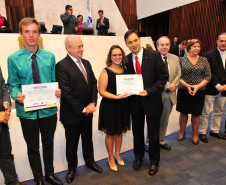 Em 2017, o vencedor da Caravana da Cidadania foi o Douglas Froelich, aluno do 3° ano do ensino médio do Colégio Estadual do Campo Helena Kolody, município de Cruz Machado (Sul do Estado), com um projeto de lei sobre combate ao bullying. O anúncio foi feito na Assembleia Legislativa do Paraná com a presença de todos os participantes do programa.