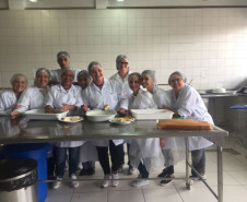Parceria com profissionais e empresas que promovem palestras, oficinas, seminários e cursos de extensão que complementam a formação.  