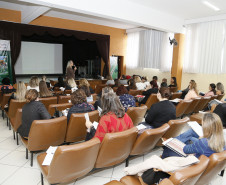 Secretaria Estadual de Educação do Paraná; Caminhos Pedagógicos em Foco no auditório do Colégio Estadual Pedro Macedo, palestras para os pedagogos dos núcleos de educação. 17-04-18. Foto: Hedeson Alves
