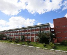 Secretaria Estadual de Educação do Paraná; CEEP Newton Freire Maia, curso de Meio Ambiente com o projeto de revetalização de áreas verdes do colégio. 17-04-18. Foto: Hedeson Alves
