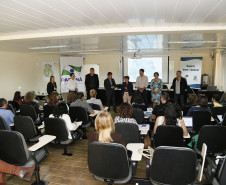 Secretaria Estadual de Educação do Paraná; Reunião com representantes do MEC no auditório da SEED com a participação da Secretária Lucia Cortez. 24-04-18. Foto: Hedeson Alves
