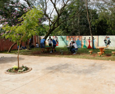 A governadora Cida Borghetti autorizou nesta quarta-feira (25) a liberação de R$ 1,8 milhão para custear a educação de estudantes que vivem nos acampamentos do Movimento dos Trabalhadores Rurais Sem Terra (MST) do Paraná. <br />
<br />
Na imagem, alunos do Colégio Estadual do Campo Ireno Alves dos Santos, no Assentamento Ireno Alves dos Santos, em Rio Bonito do Iguaçu. Foto de arquivo.