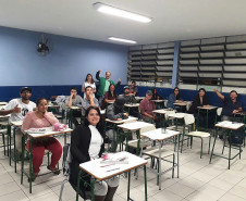 Cerca de 300 mil alunos de todas as escolas do Paraná fizeram nesta quinta-feira (26) as provas de Língua Portuguesa e Matemática do Sistema de Avaliação da Educação Básica do Paraná (Saep).