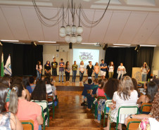 Na sexta-feira (20), o Núcleo Regional de Educação de Cascavel reuniu cerca de 300 estudantes no 1º Encontro de Grêmios Estudantis e Representantes de Turma, com participação de 93 escolas estaduais
