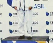 A estudante Fabiana Nayara da Silva Santiago, de 16 anos, vai a compor a delegação brasileira na 17° da Gymnasiade, maior competição esportiva escolar do mundo, que acontece entre 02 e 09 de maio, em Marrakesh, no Marrocos. Aluna do Colégio Estadual São João, em Cascavel, ela participará do torneio organizado pela Federação Internacional do Desporto Escolar e que reúne estudantes de vários países, em diferentes modalidades esportivas.