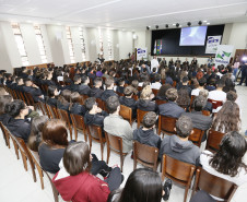 Secretaria Estadual de Educação do Paraná; Colégio Estadual Sagrada Familia em Campo Largo, palestra com representantes dos três poderes, Geração Atitute. 11-05-18. Foto: Hedeson Alves