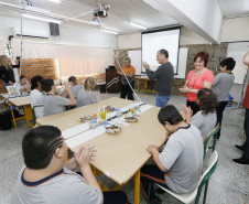 Secretaria Estadual de Educação do Paraná; Alunos da APAE de Prudentópolis visitam os laboratórios da SEED-LAB. 15-05-18. Foto: Hedeson Alves