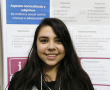 Secretaria Estadual de Educação do Paraná; Auditório do DPTE reune alunos da rede estadual de educaçao para debater o dia 18 de maio Dia Nacional de Combate ao Abuso e à Exploração Sexual de Crianças e Adolescentes, na foto a aluna Christine Mafuz de Souza. 17-05-18. Foto: Hedeson Alves