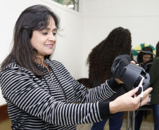 Secretaria Estadual de Educação do Paraná; Feira de 3D e robótica no Colégio Estadual São Cristóvão em São José dos Pinhais, na foto a professora Renata Pedrita Franco Leal. 05-06-18. Foto: Hedeson Alves