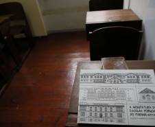 Secretaria Estadual de Educação do Paraná; Lançamento do livro a Arquitetura das Escolas Públicas do Paraná da Elizabeth Amorim de Castro no Museu da Escola. 12-06-18. Foto: Hedeson Alves