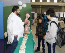 Secretaria Estadual de Educação do Paraná; Feira de profissões no CEEP Newton Freire. 13-06-18. Foto: Hedeson Alves