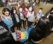Secretaria Estadual de Educação do Paraná; Feira de profissões no CEEP Newton Freire. 13-06-18. Foto: Hedeson Alves