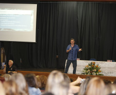 Secretaria Estadual de Educação do Paraná; II Simpósio de Neurociencias Aplicada e Educação Especial no auditório da FAculdade Bagozzi. 23-10-18. Foto: Hedeson Alves