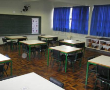 Colégio Estadual Gastão Vidigal, de Maringá.