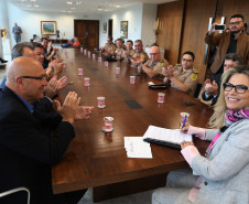 Governadora Cida Borghetti assina edital de abertura de vagas para novos alunos do Colégio Militar de Cornélio Procópio e Maringá   -  Curitiba, 05/11/2018  -  Foto: Orlando Kissner/ANPr
