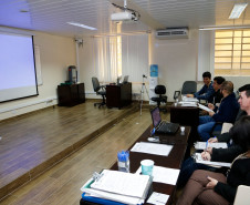 Banca para avaliação de professores bilíngues em português e libras e Tradutores e Intérpretes da Língua Brasileira de Sinais (TILS) para proficiências dos profissionais que atuarão em escolas e centros para surdos e salas de recursos multifuncionais - surdez.